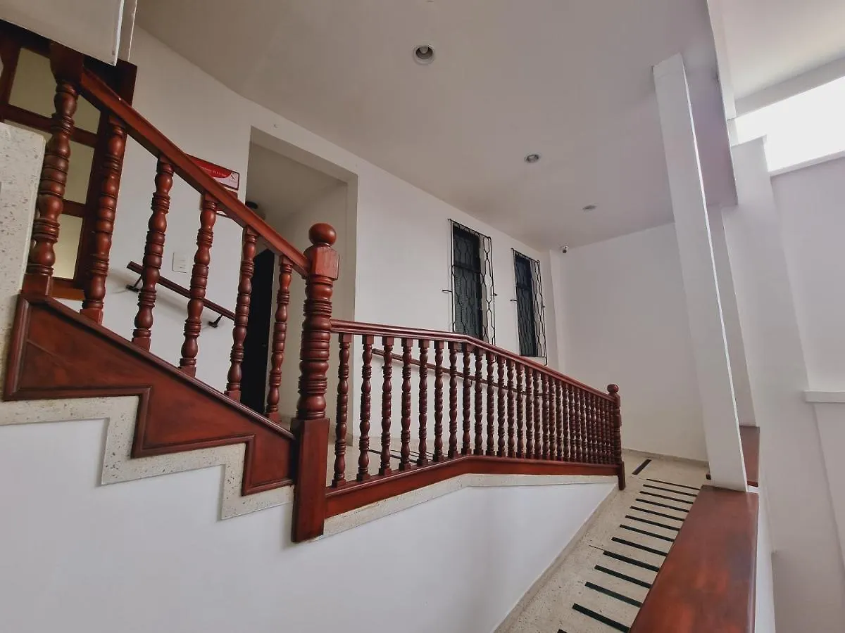 Hotel Karlo Cali 3*,  Κολομβία