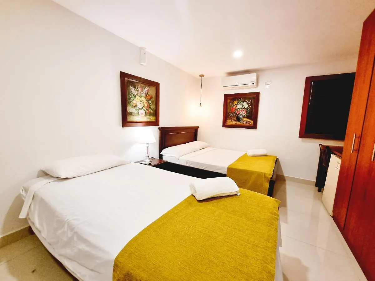 Hotel Karlo Cali