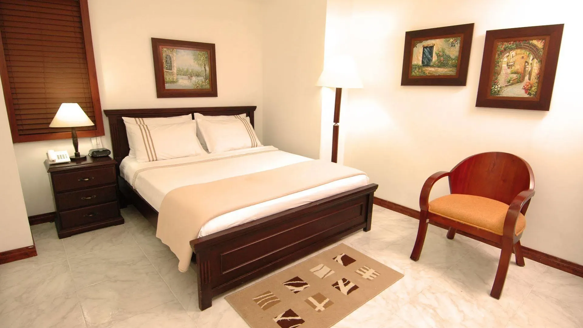 Hotel Karlo Cali